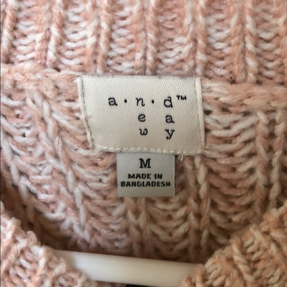 Pink Sweater - Picture 2 of 4